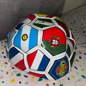 Bola de Soccer con todas las Banderas (Church)
